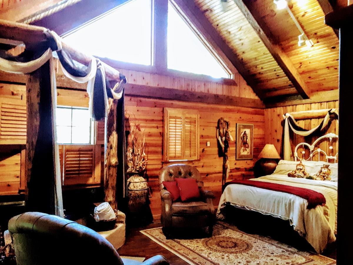 Cherokee Mountain Log Cabins Юрика Спрингс Экстерьер фото
